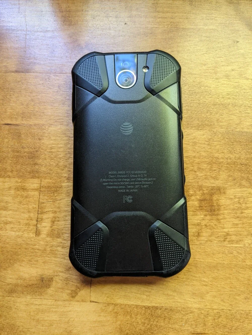 Kyocera Duraforce Pro 2 E6920 AT&T phone UNLOCKED Made in Japan